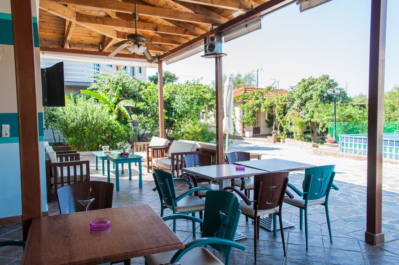 اليكاناس Zante Nest Studios & Apartments المظهر الخارجي الصورة