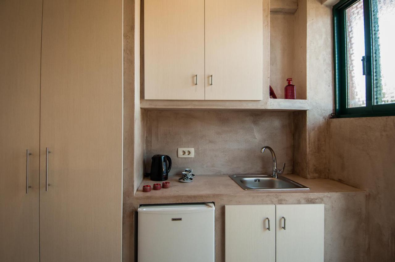 اليكاناس Zante Nest Studios & Apartments المظهر الخارجي الصورة